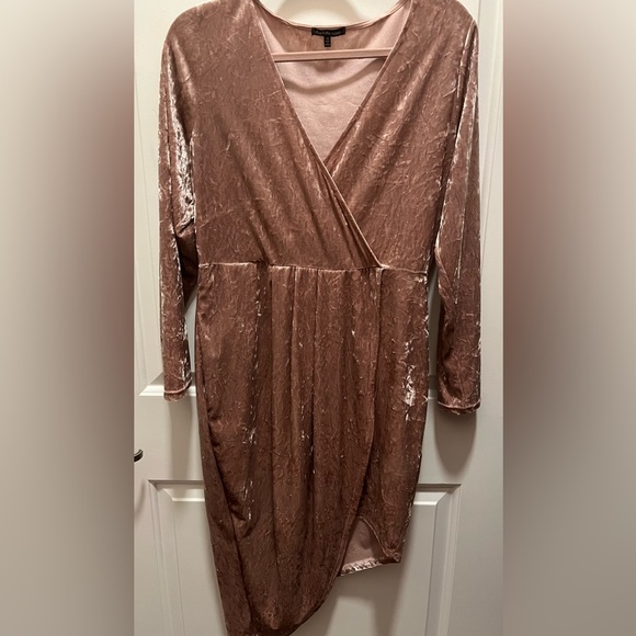 Stretch Pink Velvet Charlotte Russe Dress 1X - Picture 2 of 4